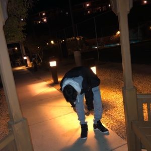 Meet your Posher, Javier